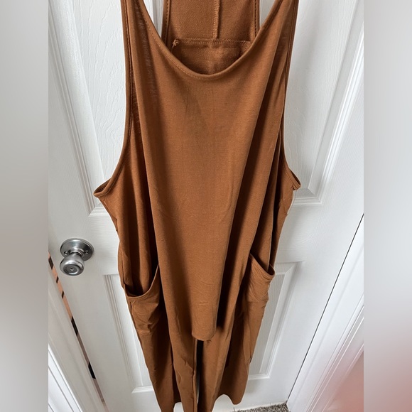Jumper caramel color, can be worn summer or winter over tanks or long sleeves - Picture 3 of 4